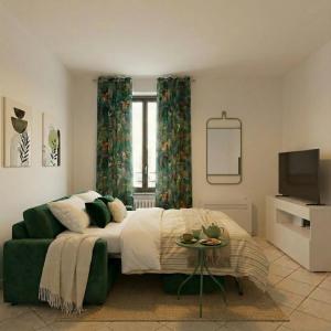 SkyJoy - 3rd floor, two bedrooms apt, strong WiFi, 8 minutes to Central Station, Porta Nuova, Isola, Milan