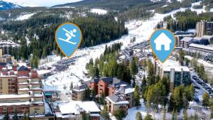 Trails End Moose Haven Condo - Ski InOut, Walk to Town!
