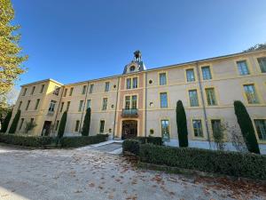 Nuit romantique au château des Gipières