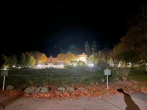 Nuit romantique au château des Gipières