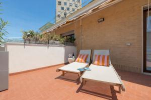 Molo Angioino Suites