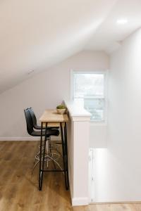 Seabiscuit Loft - Studio in Downtown Lexington