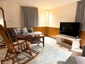 Private Rooftop Studio - Downtown