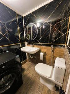 Private Rooftop Studio - Downtown