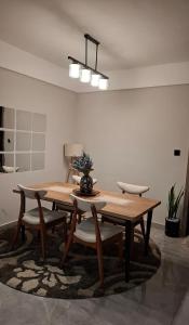 Two-Bedroom Apartment Near JKIA & SGR Free Parking & Wi-Fi By Irene