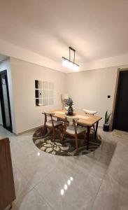 Two-Bedroom Apartment Near JKIA & SGR Free Parking & Wi-Fi By Irene