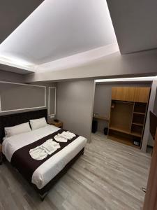 Hanpoint Suites Grandbaazar