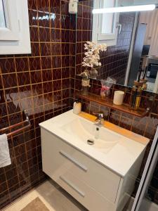 Maison de ville cosy 2 chambres et bureau