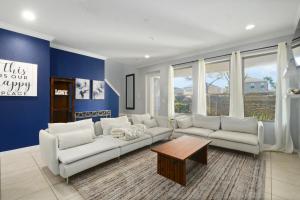 4 Mi to Dtwn Home with Pool Access in Sanford