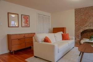 Downtown Jersey City Brownstone Apartment