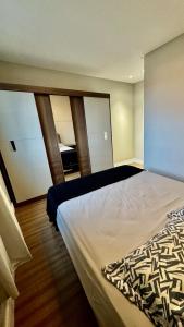 2 suítes, 2 garagens proximo ao HardRock Cafe Itapema