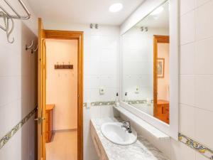 Lively Apartment with Large Pool