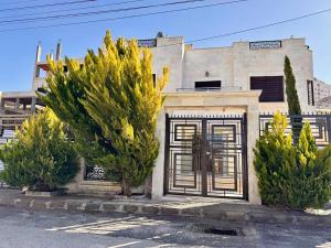 Bright & Comfortable Villa in Abu Nuseir