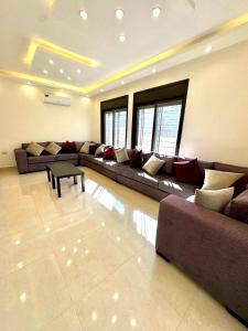 Bright & Comfortable Villa in Abu Nuseir