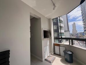 Apartamento a 100 metros da praia central em Balneário Camboriú