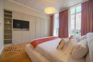 Tiffany Luxury 4BDR and 4Bath next to Palais