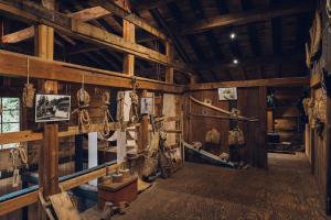 Gifu, Japan, Secluded Private Mountain Villa in Itoshiro