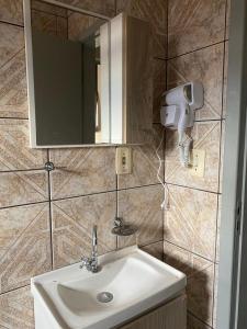 J e E Apartamentos na Barra da Lagoa