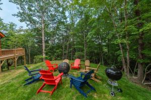 Two Modern Cabins Retreat Near Asheville
