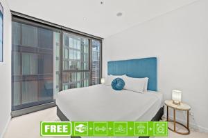Elegant 1BR Urban Retreat in Heart of Brisbane