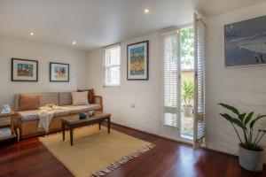 Nectarine Cottage - A Romantic Goolwa Retreat