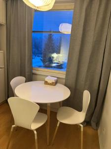 Apartment for 4 people with free parking!