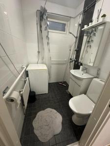 Apartment for 4 people with free parking!