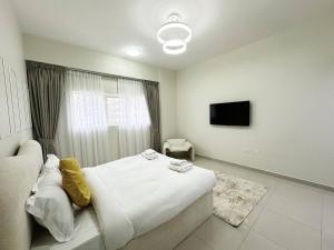 Profile Residency Studio near Dubai Stadium by Petals Holiday Homes