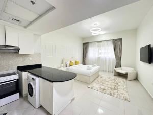 Profile Residency Studio near Dubai Stadium by Petals Holiday Homes