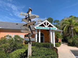 Best Value 3BR Near Disney Sleeps 8