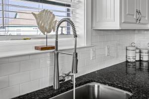 Near beach BBQ Grill Swing Sweeping Deck Updated