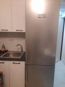 Perfect Strangers C1