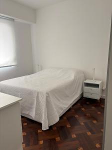 Beautiful apartment, with balcony and view, 50m from the beach!