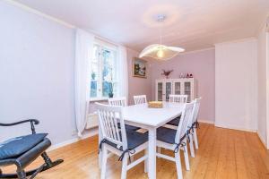 DAL915-Amal-Basen-410