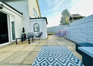 Woodingdean Contractor Pad - FREE Car & Van Parking