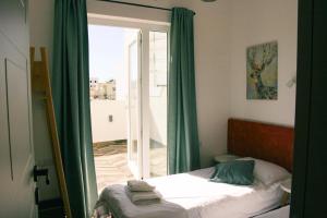 Two bedroom loft apartment with outdoor area, served with lift