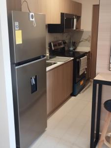 Apartamento en Lirios de Miraflores con facil acceso a varios puntos de la ciudad