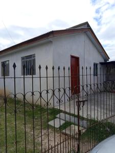 Casa simples e aconchegante - Centro de Matinhos