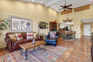 VS642 -Desert Hacienda - Alice Lodging