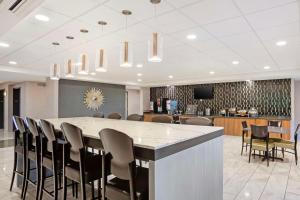 Best Western Plus Coalinga Inn