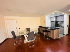 Modern Suite w Pool Republica de El Salvador