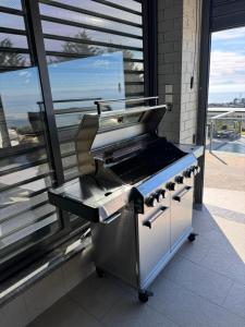 SKYLINE VILLA ESTATE The Luxury Mountain Experience