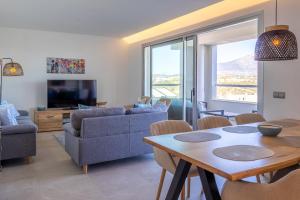 Luxury Sunrise 3BR La Cala Golf Solana Village