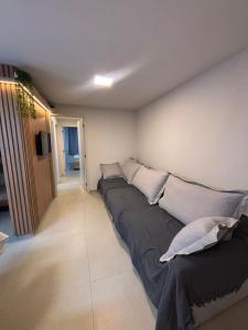 Apartamento terreno com piscina a 350 mts da praia