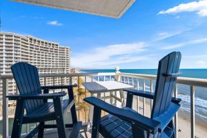 Pelicans Perch @ Seawatch