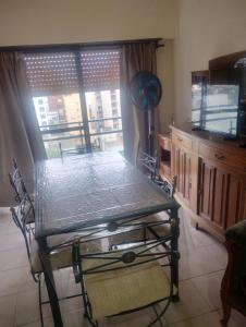 Departamento de 2 ambientes en la perla para 4 personas