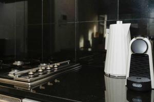 Modern Melbourne Apt with Parking - New Listing