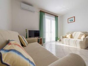 Apartments Anamarija - One Bedroom Apartment with Balcony - 6