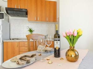 Apartments Anamarija - One Bedroom Apartment with Balcony - 6