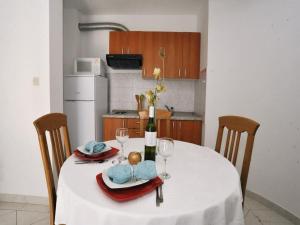 Apartments Anamarija - One Bedroom Apartment with Balcony - 6